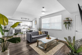 Stylish 1BR Unit With Free Parking Near Wynwood